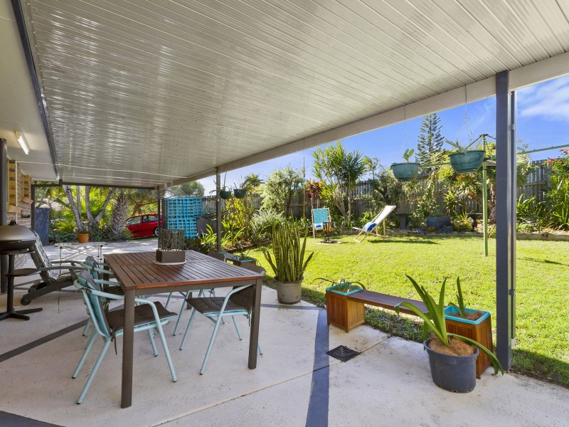 1/24 Nina Parade, Arundel QLD 4214