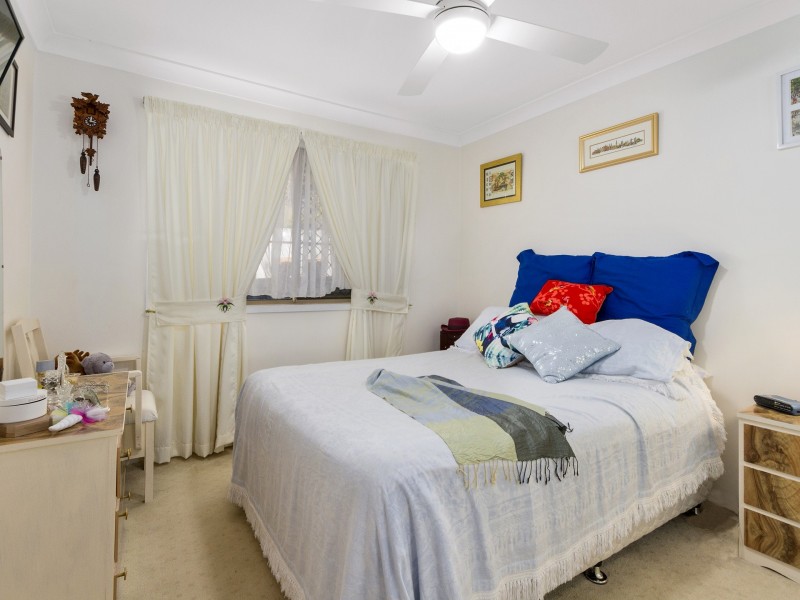 1/24 Nina Parade, Arundel QLD 4214