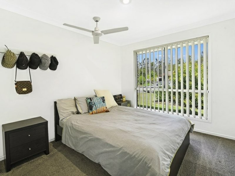 5 Rosswood Court, Helensvale QLD 4212