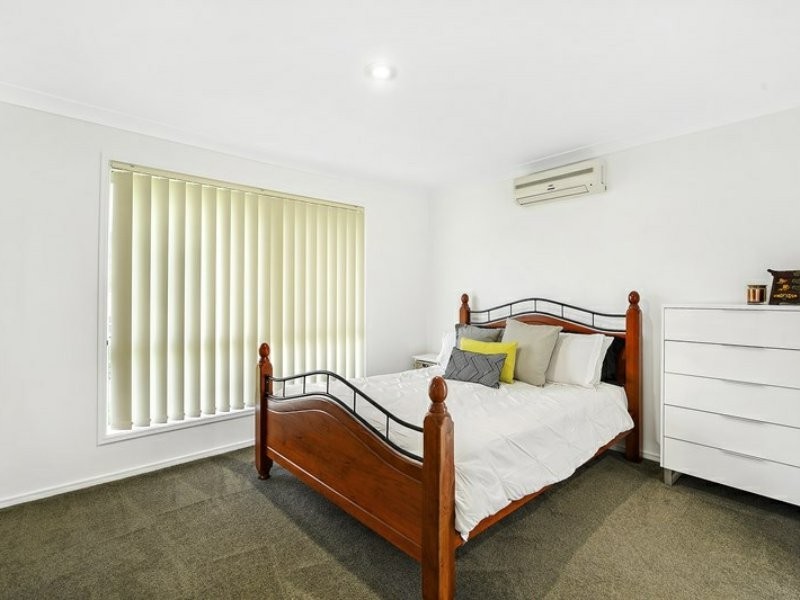 5 Rosswood Court, Helensvale QLD 4212