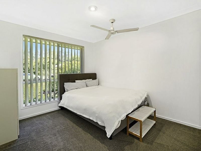 5 Rosswood Court, Helensvale QLD 4212