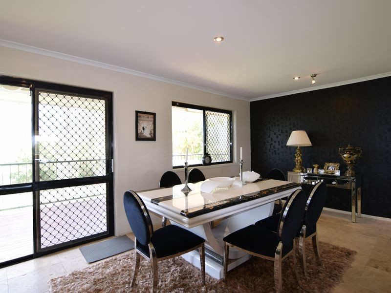 13 Shoe Street, Hope Island QLD 4212