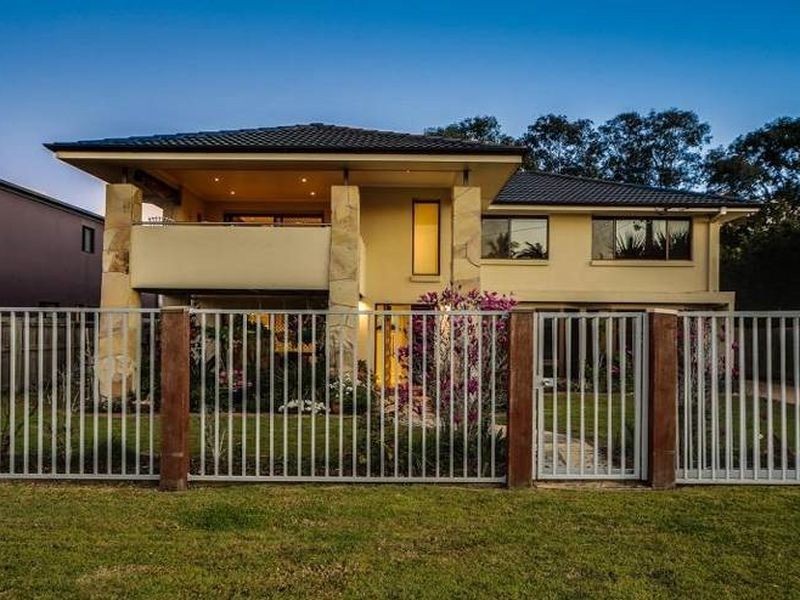 13 Shoe Street, Hope Island QLD 4212