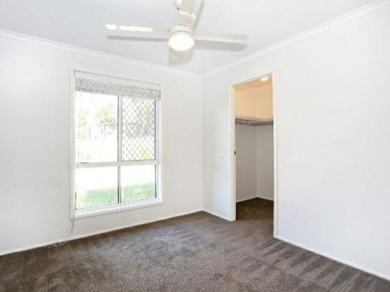 2/23 Chaplin Crescent, Oxenford QLD 4210