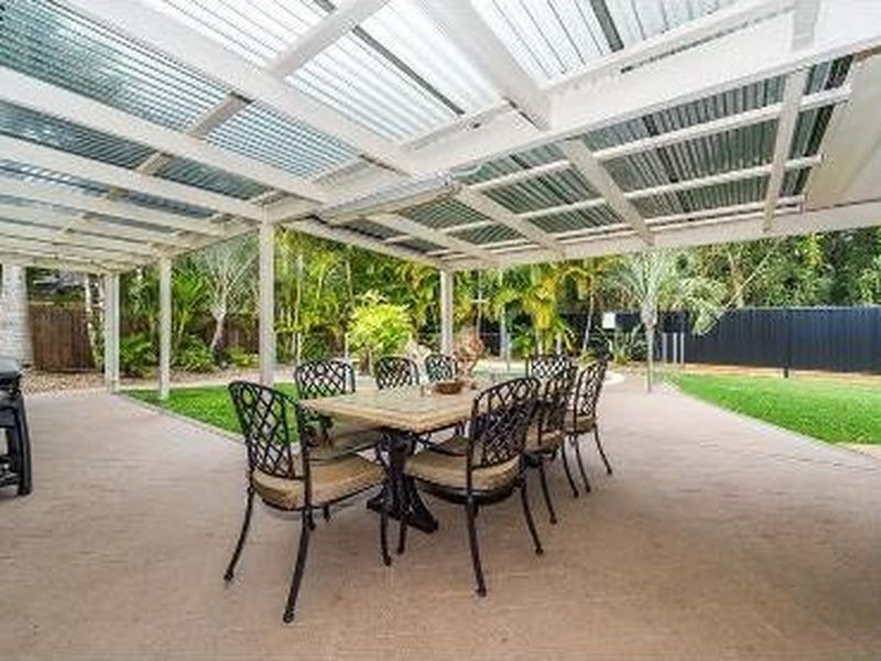 36 Urangan Court, Helensvale QLD 4212