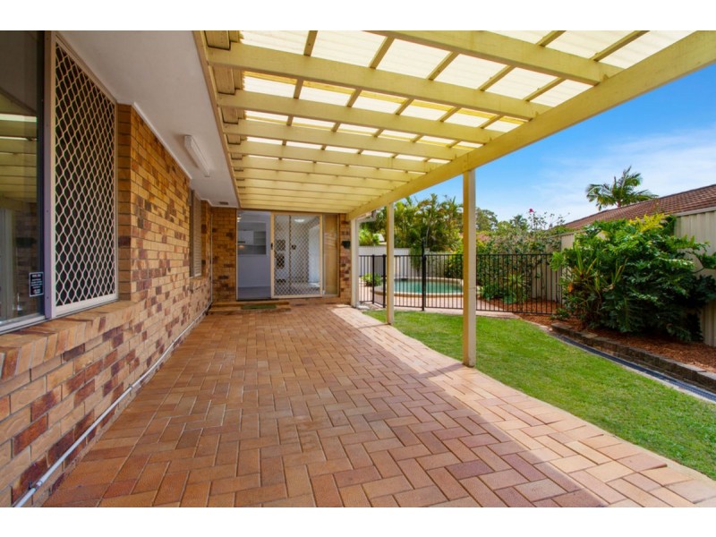 4 Maleny Place, Helensvale QLD 4212