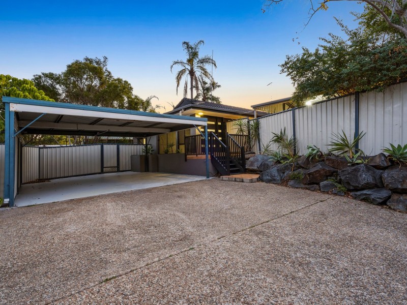 1 Calder Crescent, Helensvale QLD 4212