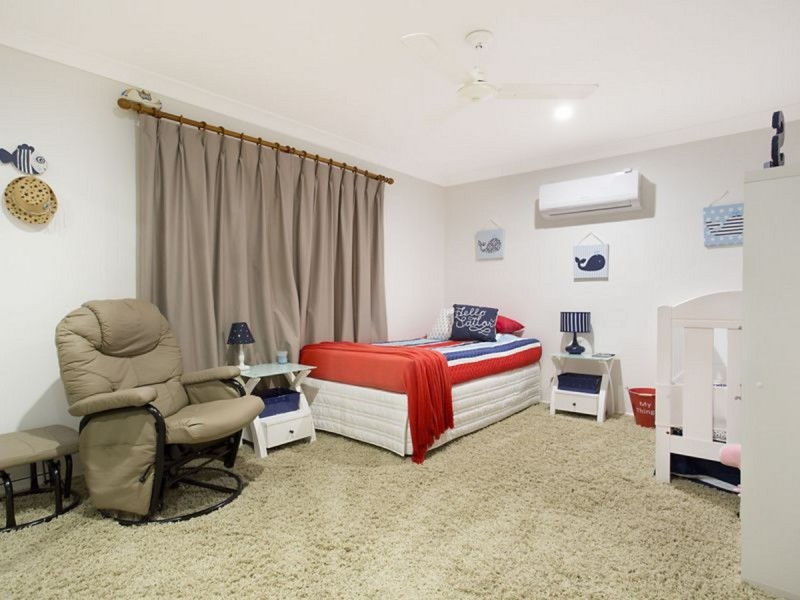 2 Nara Crescent, Oxenford QLD 4210