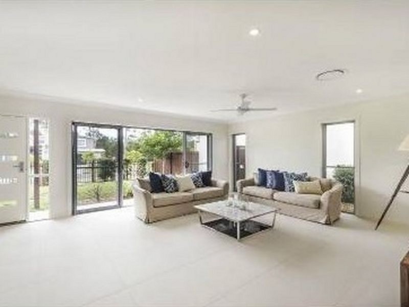 21 Bunderoo Circuit, Pimpama QLD 4209