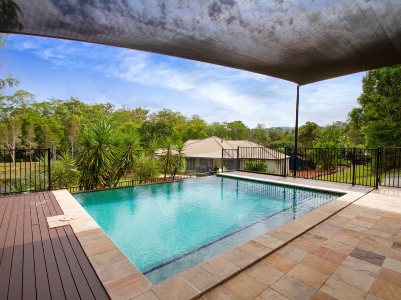 21 Pasture Place, Mount Nathan QLD 4211