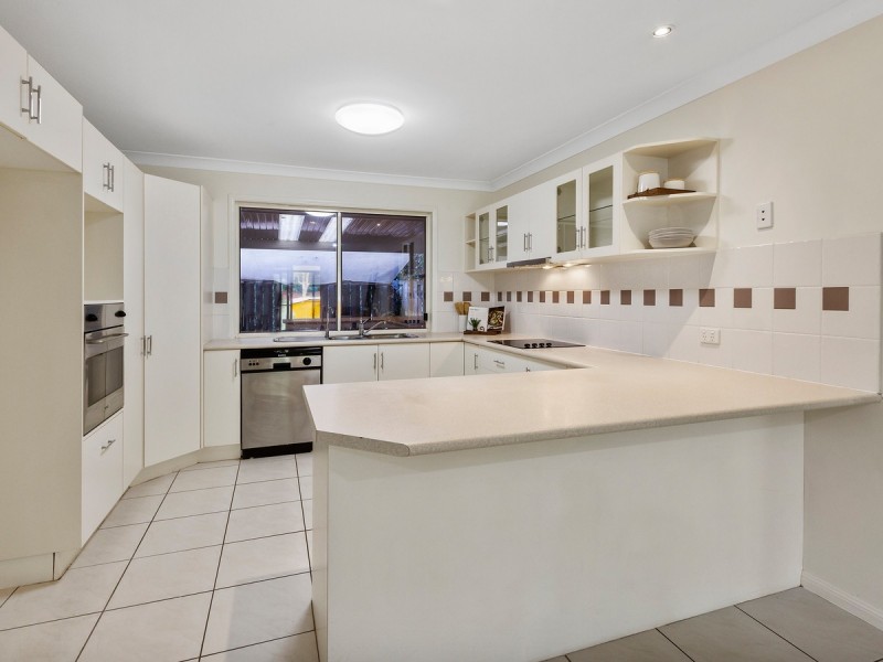 21 Pasture Place, Mount Nathan QLD 4211