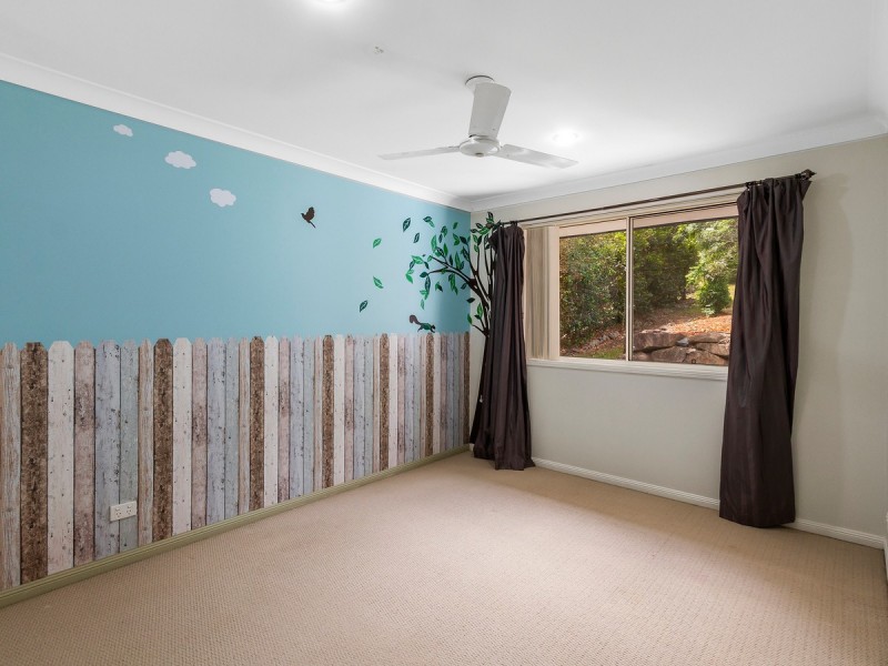 21 Pasture Place, Mount Nathan QLD 4211