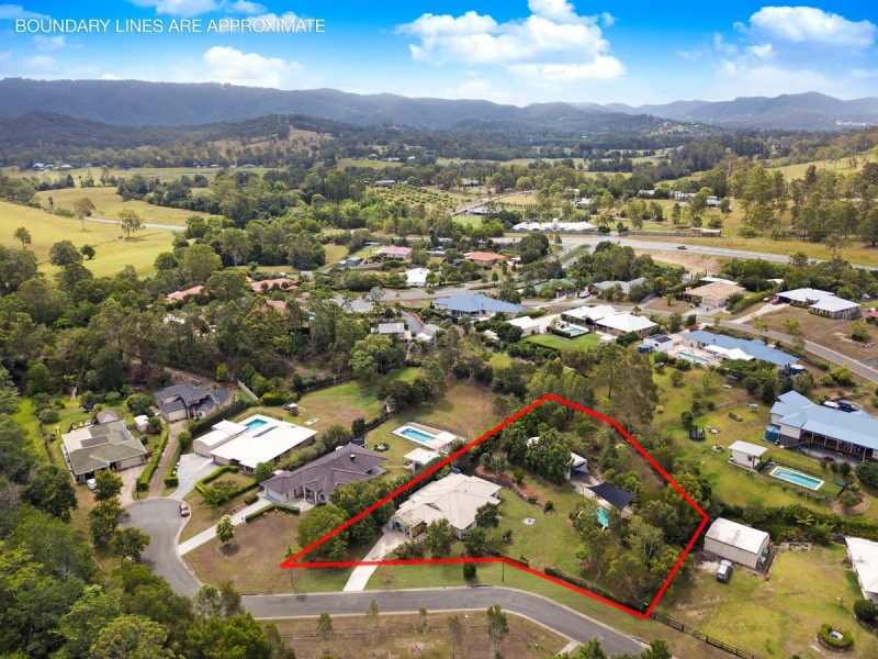 21 Pasture Place, Mount Nathan QLD 4211