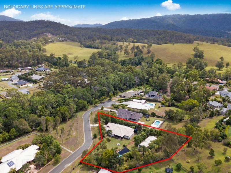 21 Pasture Place, Mount Nathan QLD 4211