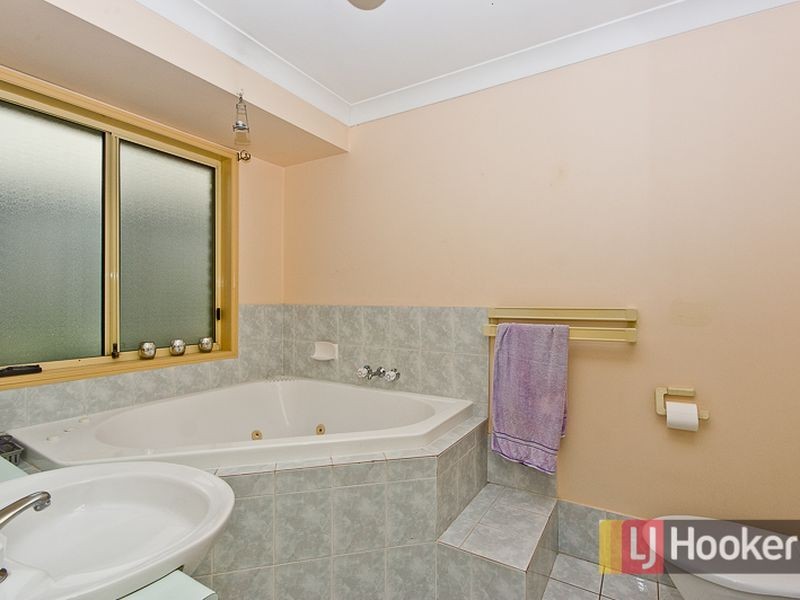 24 Capricorn Drive, Pacific Pines QLD 4211