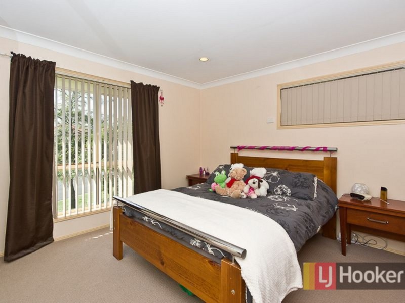 24 Capricorn Drive, Pacific Pines QLD 4211
