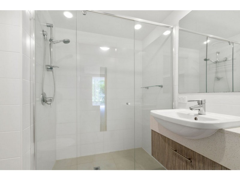 1106/2 Activa Way, Hope Island QLD 4212