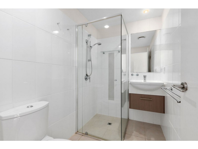 1106/2 Activa Way, Hope Island QLD 4212