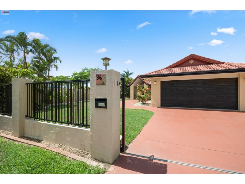 94 Monterey Keys Drive, Helensvale QLD 4212