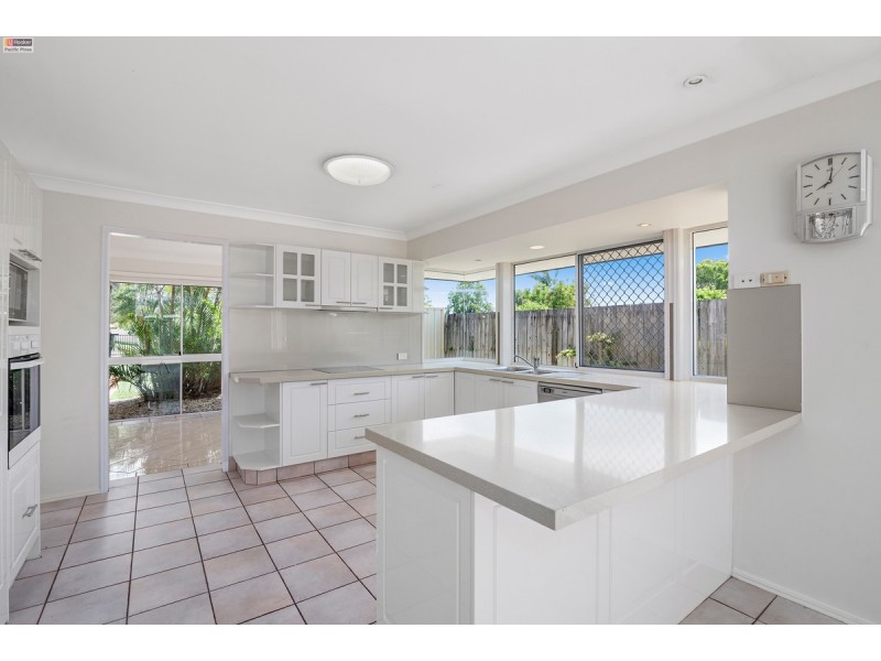 94 Monterey Keys Drive, Helensvale QLD 4212