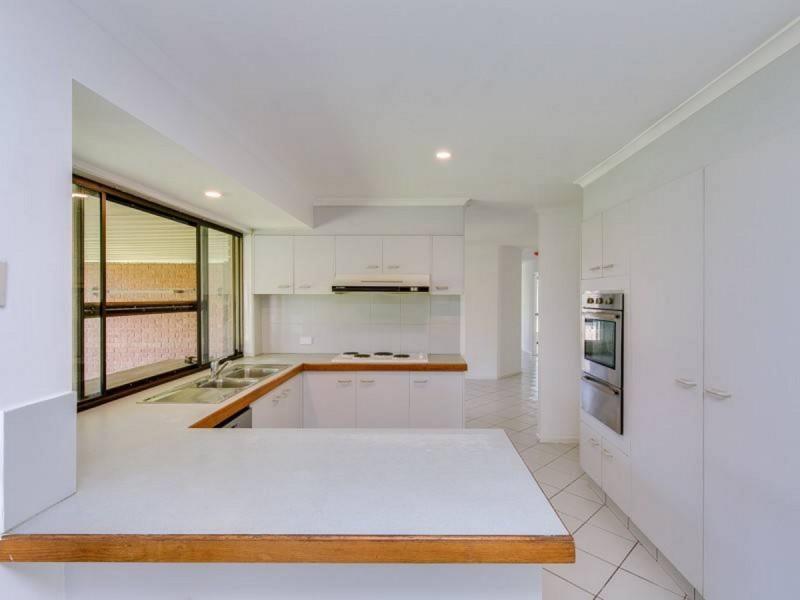 83 Parkes Drive, Helensvale QLD 4212
