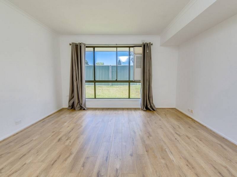 83 Parkes Drive, Helensvale QLD 4212