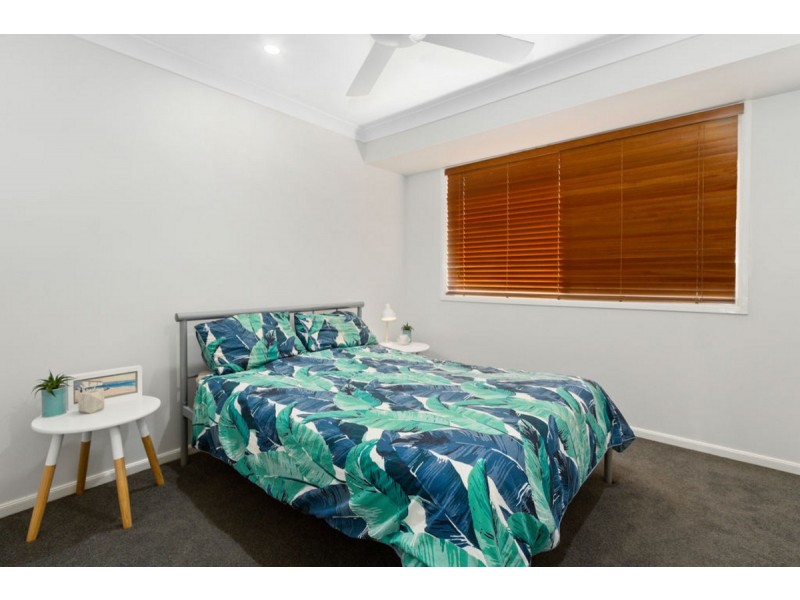 158 Mildura Drive, Helensvale QLD 4212