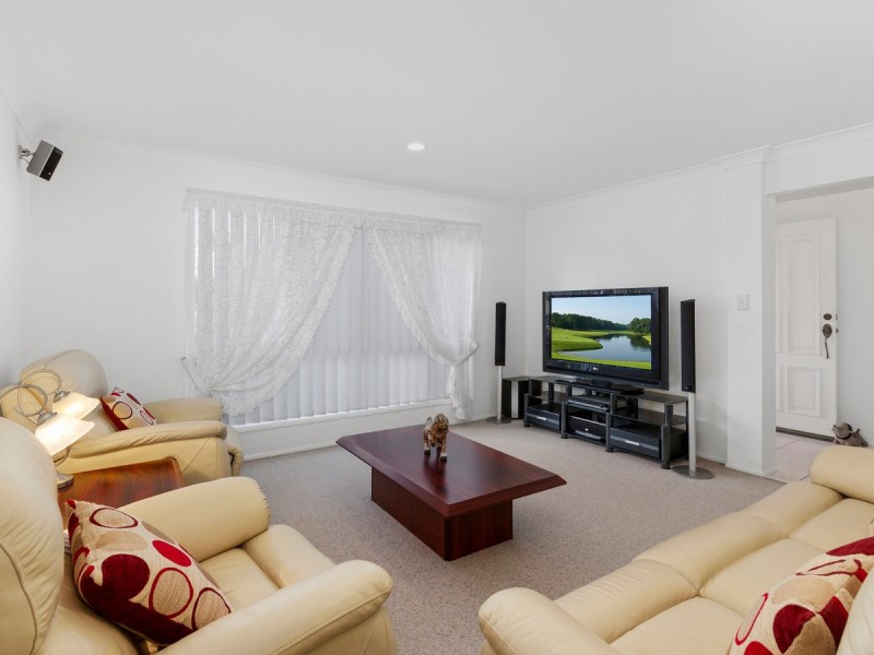 6 Creekview Street, Helensvale QLD 4212