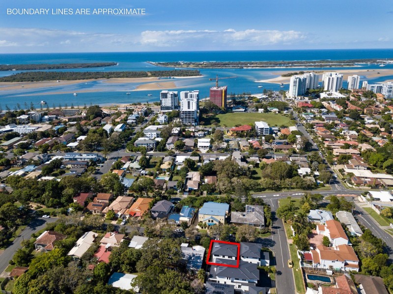 4 Hilltop Street, Labrador QLD 4215