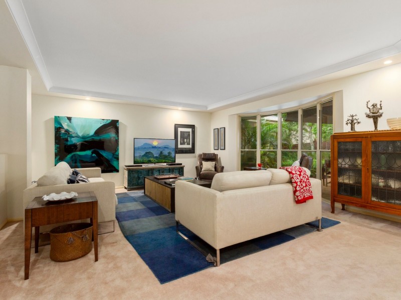 26 Edgeworth Place, Helensvale QLD 4212