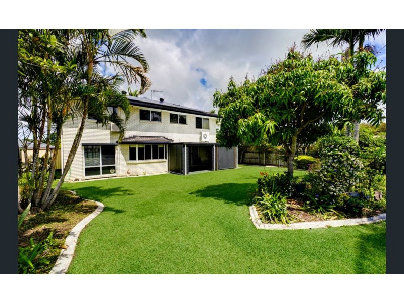 7 Lakewood Court, Helensvale QLD 4212