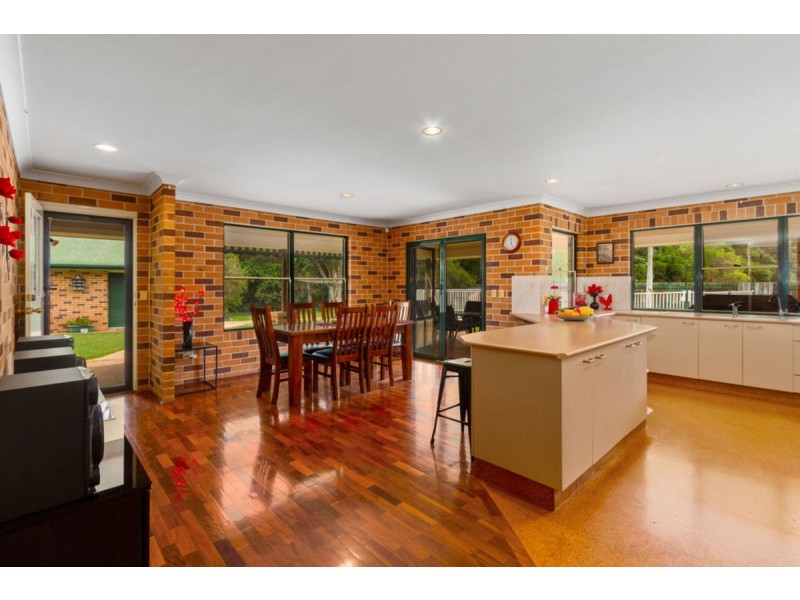186 Mildura Drive, Helensvale QLD 4212
