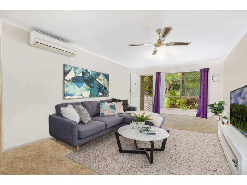 8/11 Vine Court, Oxenford QLD 4210