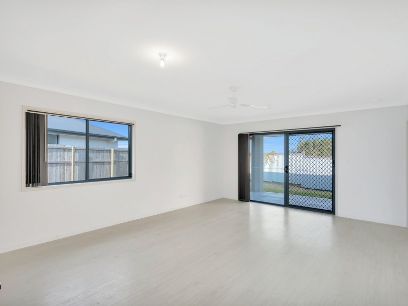 18 Angahook Crescent, Upper Coomera QLD 4209