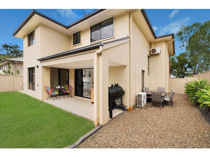 13 Caragh Crescent, Oxenford QLD 4210