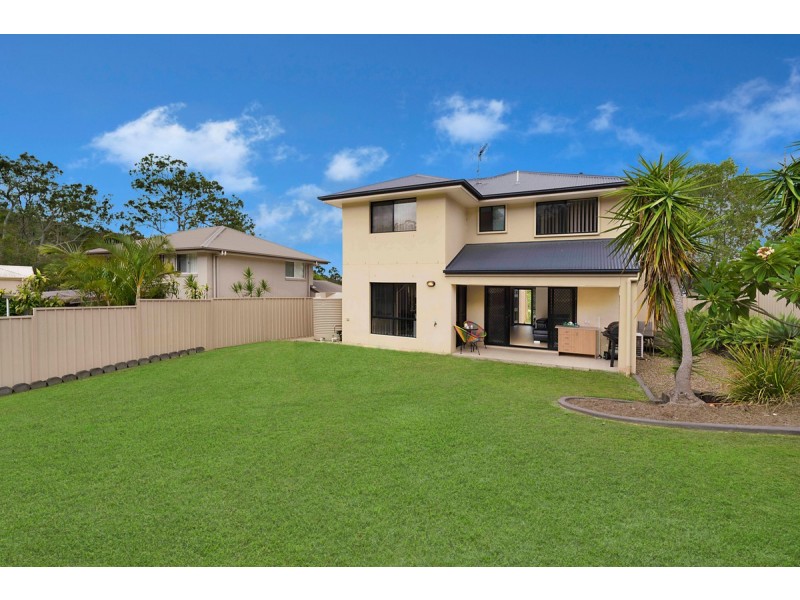 13 Caragh Crescent, Oxenford QLD 4210