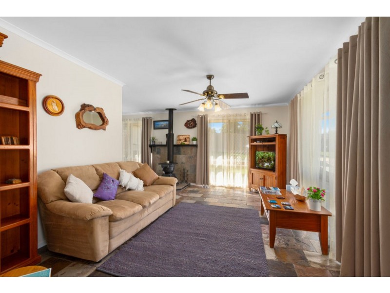 3 Narooma Place, Helensvale QLD 4212