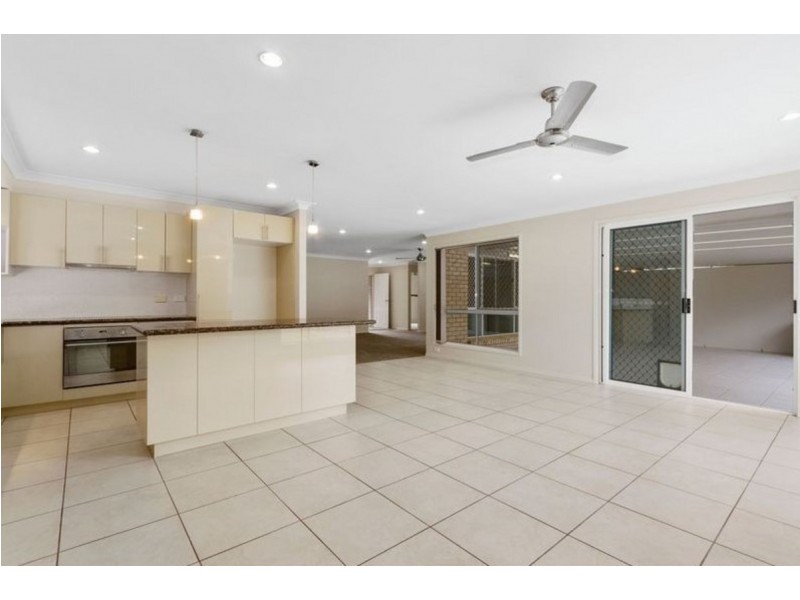 24 Westpark Court, Helensvale QLD 4212