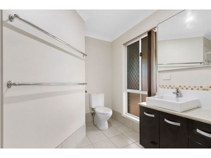 24 Westpark Court, Helensvale QLD 4212