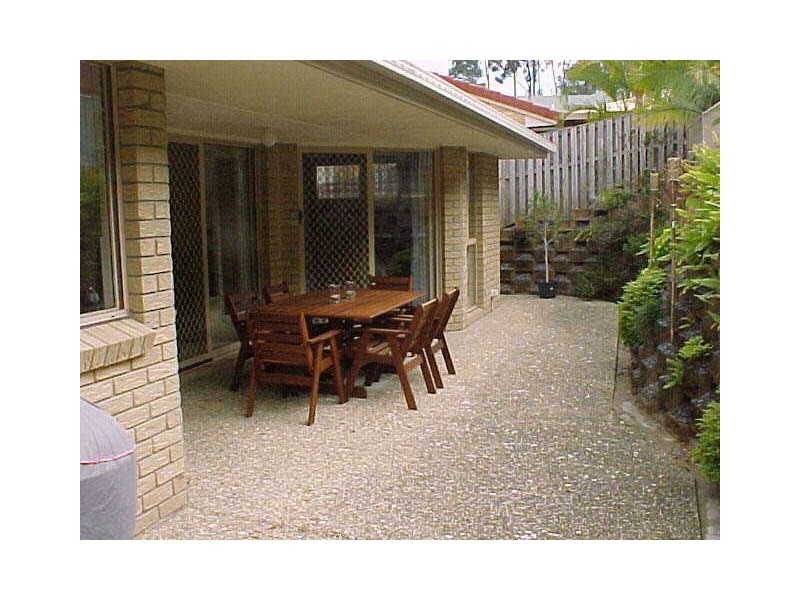 19 Whitecap Close, Pacific Pines QLD 4211