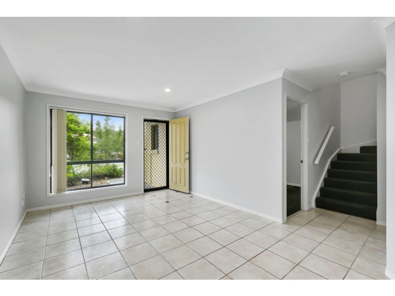 19/31 Archipelago Street, Pacific Pines QLD 4211