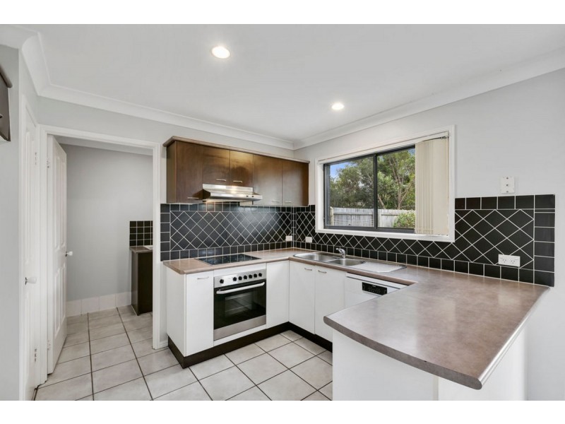 19/31 Archipelago Street, Pacific Pines QLD 4211