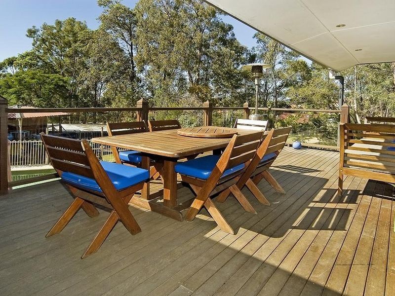 14 Camden Court, Helensvale QLD 4212