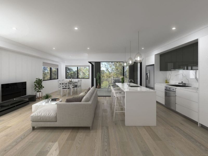 2/130 Eugaree Street, Southport QLD 4215