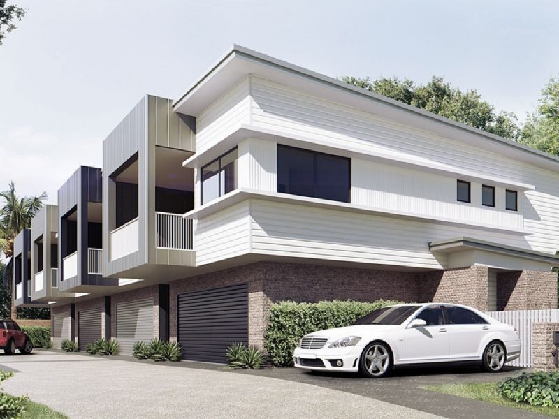 2/130 Eugaree Street, Southport QLD 4215