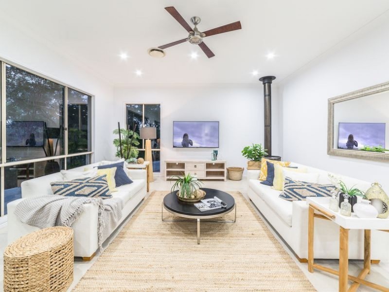 18B Uplands Drive, Parkwood QLD 4214