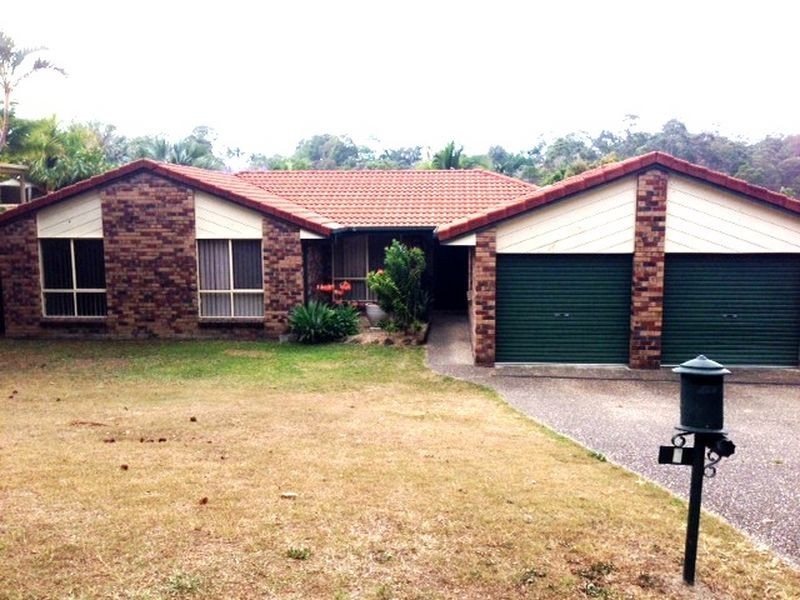 6 Saipan Way, Pacific Pines QLD 4211