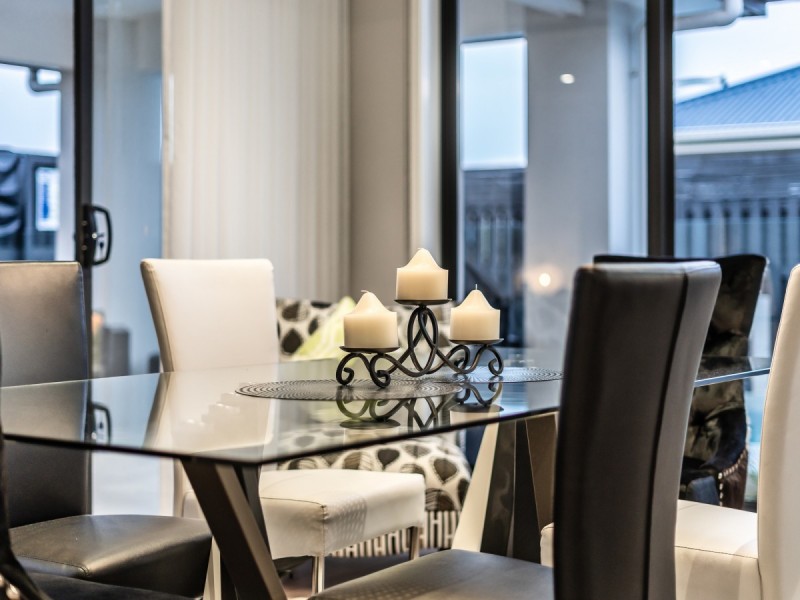 18 Emerald Drive, Helensvale QLD 4212