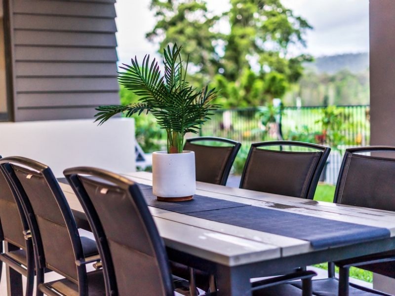 2 Settlers Avenue, Maudsland QLD 4210