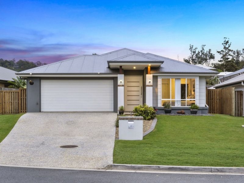 13 Prairie Avenue, Maudsland QLD 4210